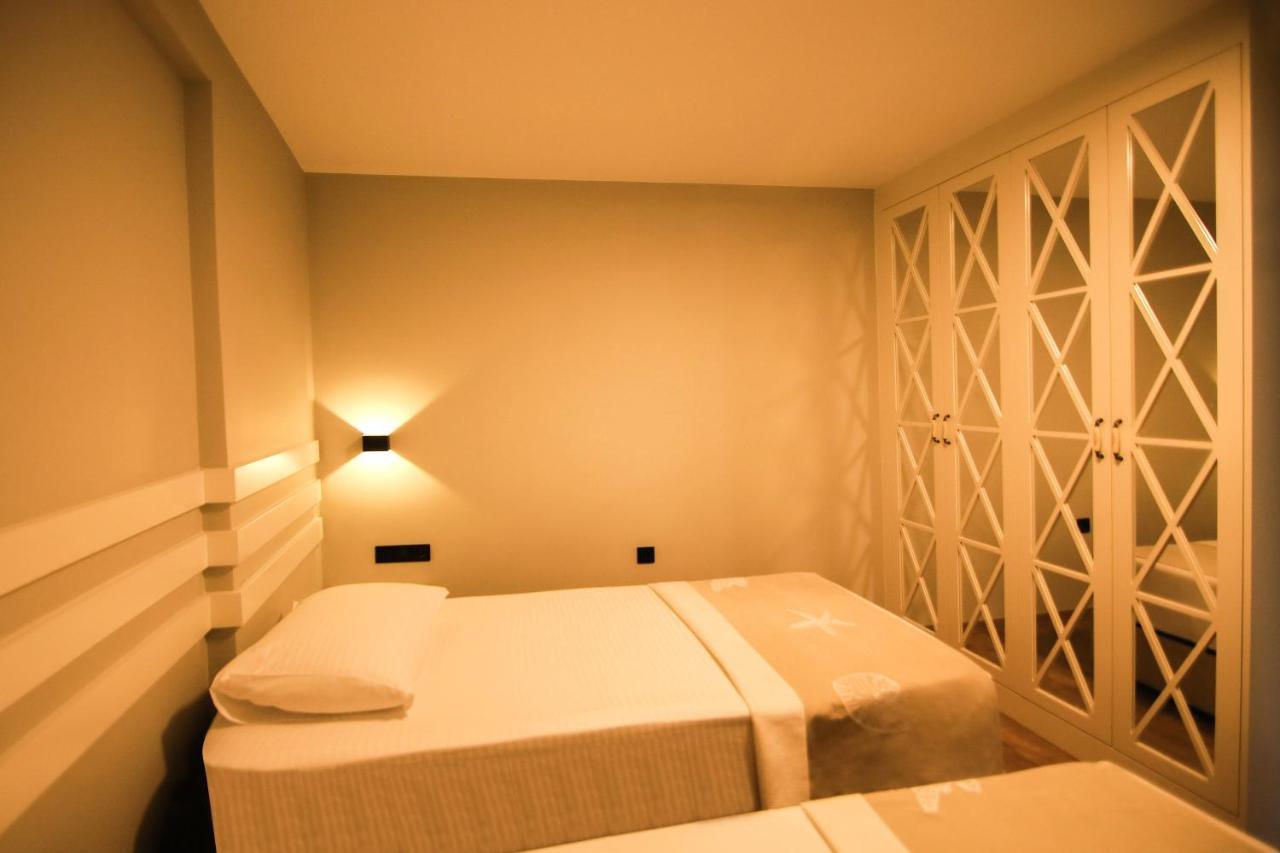 Krem Marin Otel Çeşme Exteriör bild