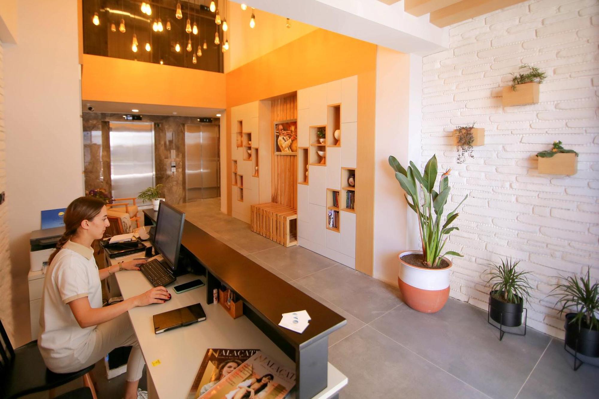 Krem Marin Otel Çeşme Exteriör bild
